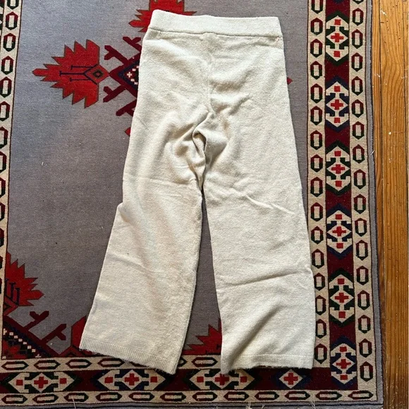 H&M Oatmeal Cloud Knit Wide Leg Lounge Pants - Picture 5 of 8